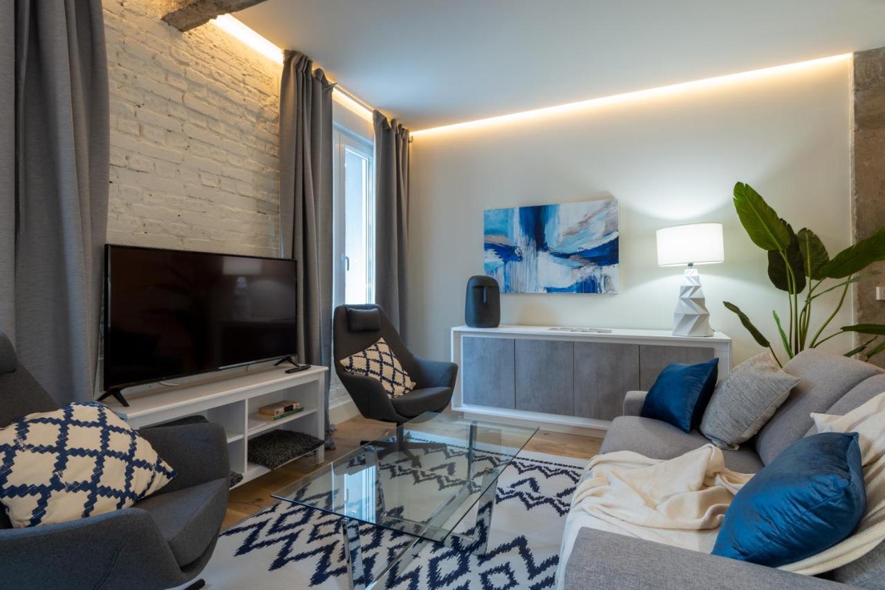 Alhondiga By Staynnapartments Bilbao Exterior photo